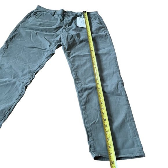 New AG Caden Pants Size 31 - Picture 9 of 10
